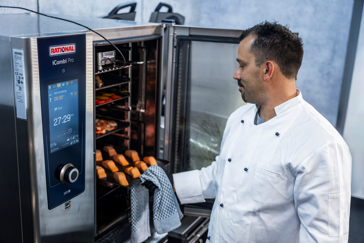 How RATIONAL kitchen equipment supports restaurants turn guests into regulars